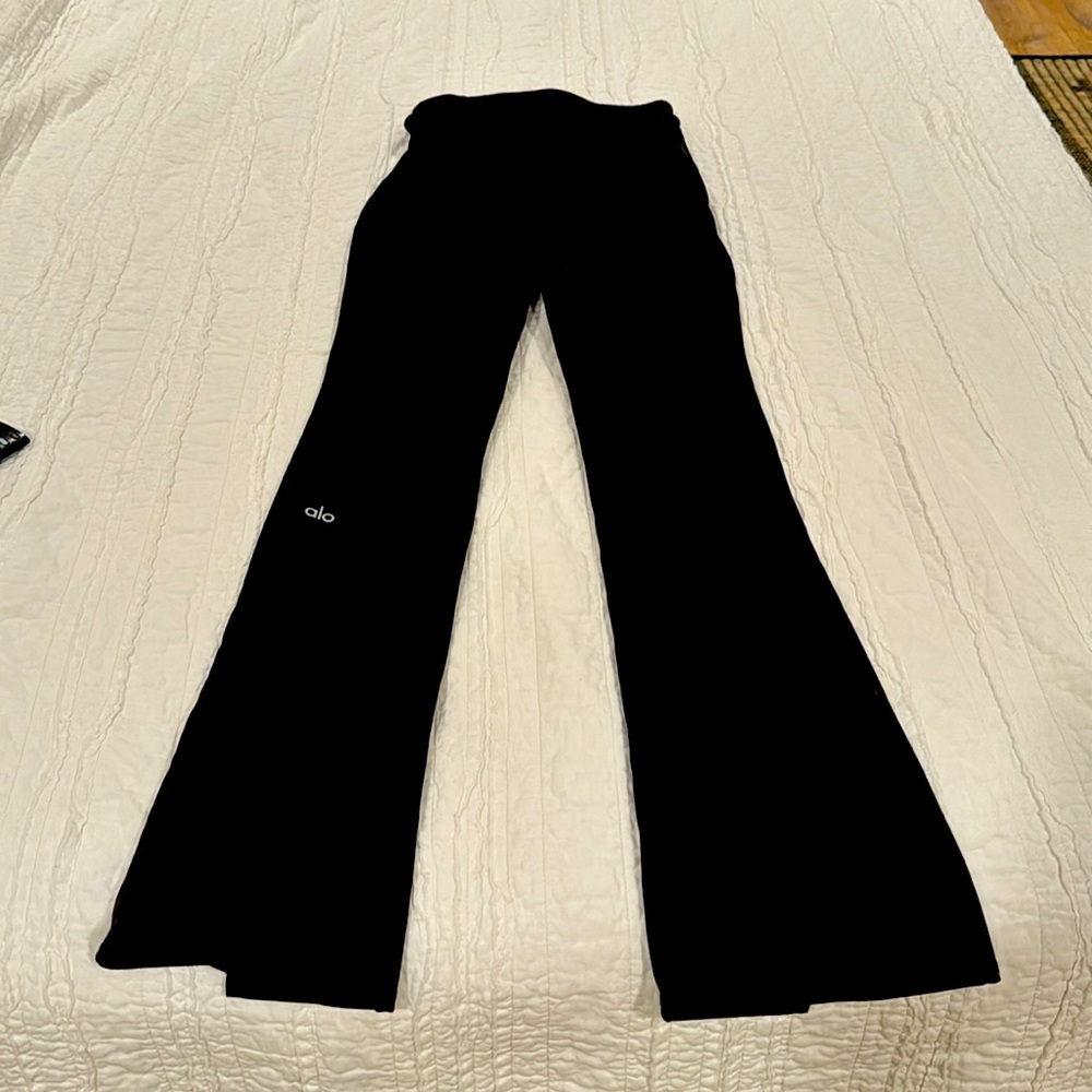 Alo pants